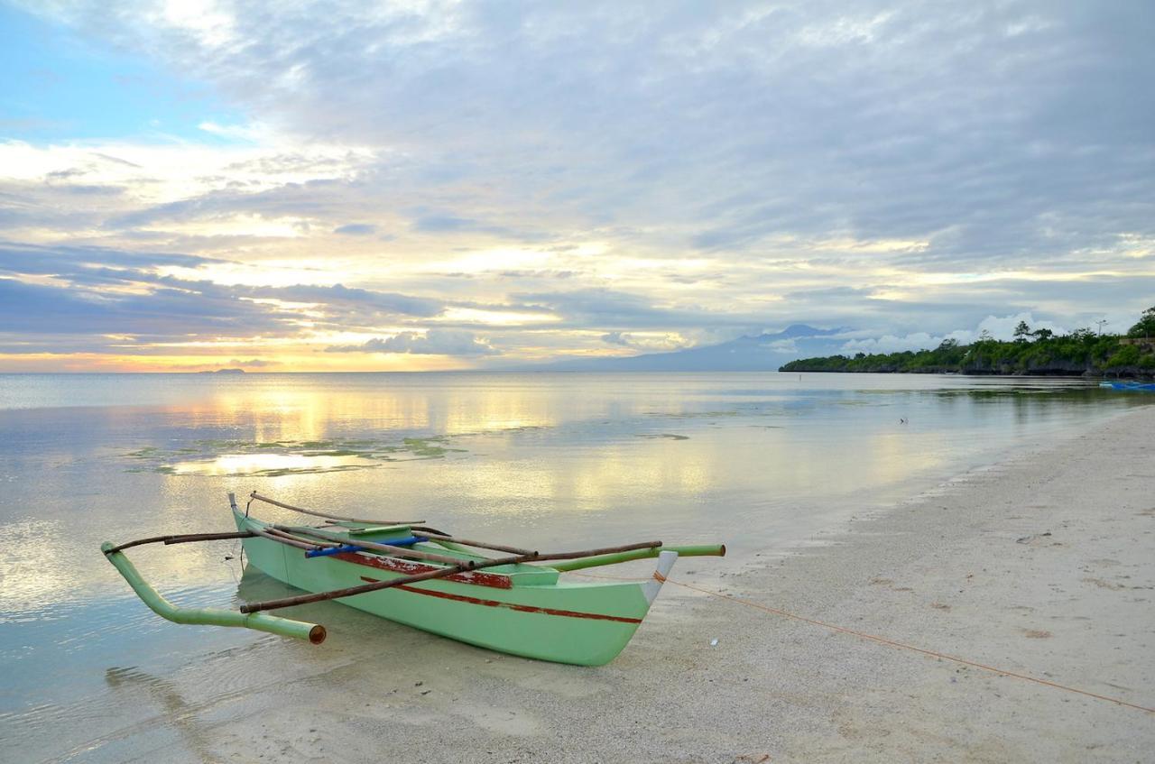 White Villas Resort Siquijor Buitenkant foto