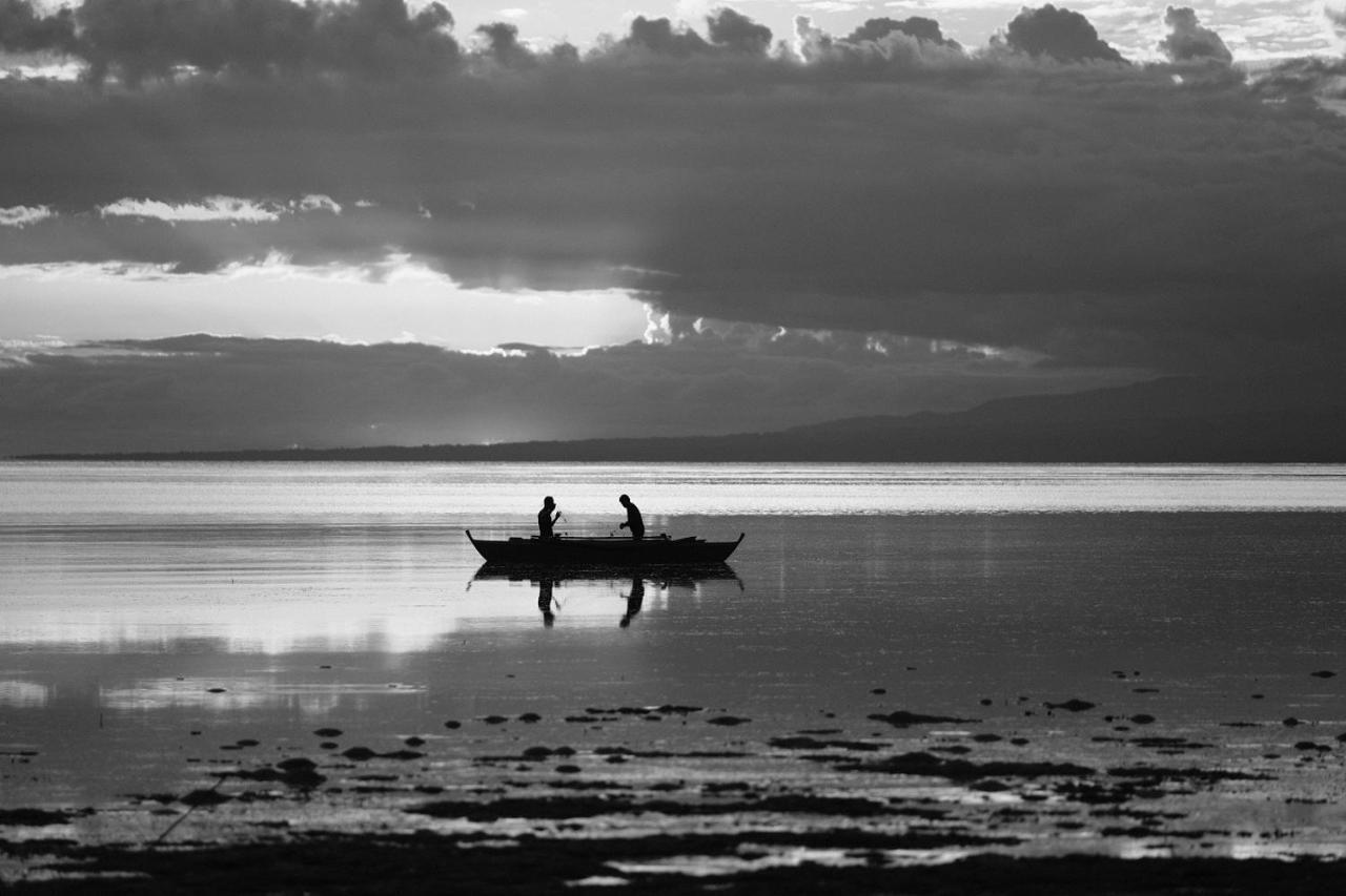 White Villas Resort Siquijor Buitenkant foto